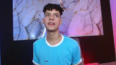 Snapshot of dan_sweetboy chatting on 11/06/25, 12:44 Daniel online show from 11/06/25, 12:44