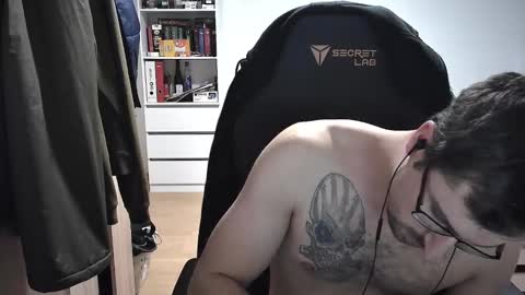 King Dan online show from 01/21/25, 03:32