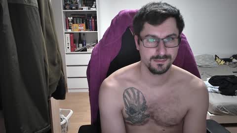 King Dan online show from 02/04/25, 06:27