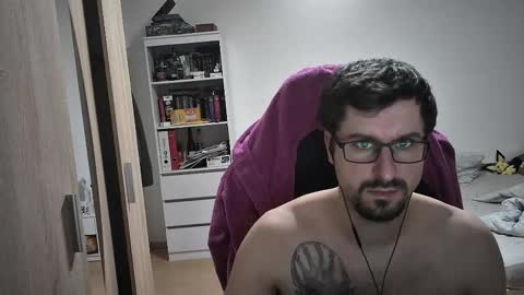 King Dan online show from 02/15/25, 10:21