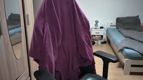 King Dan online show from 09/10/25, 07:36