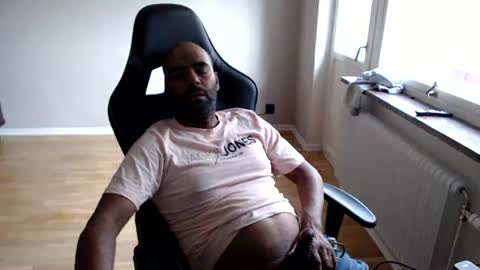 Snapshot of dan_the_man43 chatting on 06/29/26, 03:23 dan_the_man43 online show from 06/29/26, 03:23