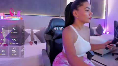 D A N A  online show from 07/17/26, 07:19