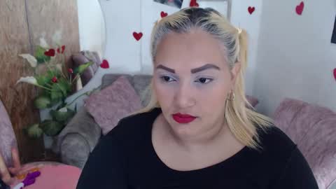 danalaleska online show from 12/18/25, 04:40