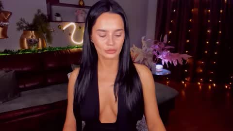 DanaMiers online show from 12/23/25, 04:10