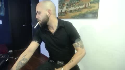 Snapshot of danbury44 chatting on 10/24/25, 08:16 danbury online show from 10/24/25, 08:16