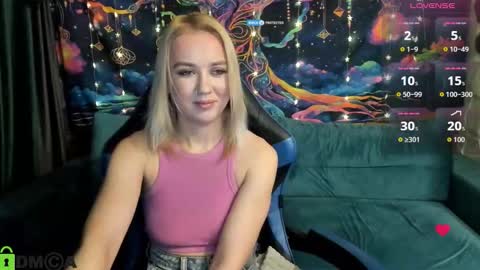 dances_queen online show from 02/05/26, 07:57