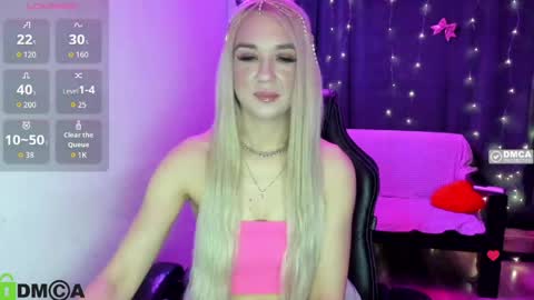 dances_queen online show from 05/12/26, 07:05
