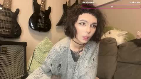 Snapshot of dandelion_sea chatting on 09/26/25, 10:03 dandelion_sea online show from 09/26/25, 10:03