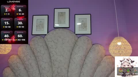 Snapshot of danee_19 chatting on 12/21/24, 03:36 Daniela online show from 12/21/24, 03:36