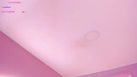 Snapshot of danee_19 chatting on 01/06/26, 10:19 Daniela online show from 01/06/26, 10:19