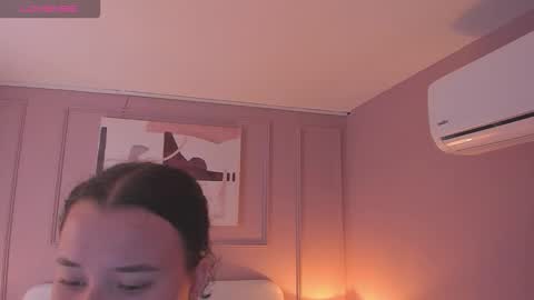 Snapshot of danee_19 chatting on 01/14/26, 10:32 Daniela online show from 01/14/26, 10:32