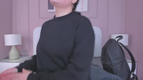 Snapshot of danee_19 chatting on 01/18/26, 10:41 Daniela online show from 01/18/26, 10:41