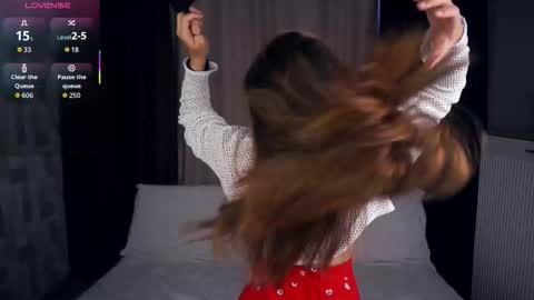 Asha online show from 10/19/25, 05:19