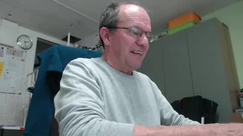 Snapshot of dani_alpina chatting on 05/11/26, 12:22 dani_alpina online show from 05/11/26, 12:22