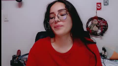 dani y jocelyn online show from 12/04/24, 02:42