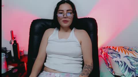 dani y jocelyn online show from 01/12/25, 12:28