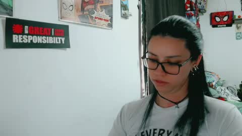 dani y jocelyn online show from 04/17/26, 08:12