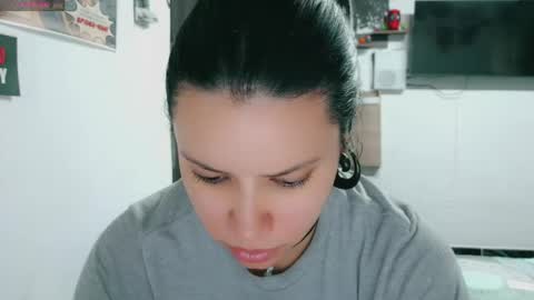 dani y jocelyn online show from 05/28/26, 06:49