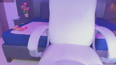 DANIA online show from 12/14/25, 07:18