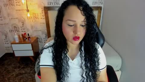 Snapshot of danica_muller chatting on 02/27/26, 11:54 DANICA online show from 02/27/26, 11:54