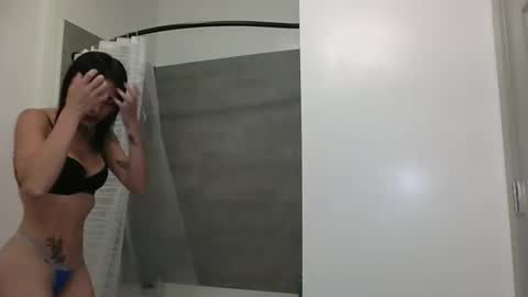 Snapshot of danidivina777 chatting on 10/06/25, 05:10 danidivina777 online show from 10/06/25, 05:10