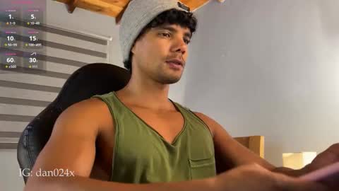 Daniel  online show from 12/01/25, 12:04