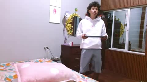 Snapshot of daniel_deluxx chatting on 04/10/26, 08:08 daniel_deluxx online show from 04/10/26, 08:08