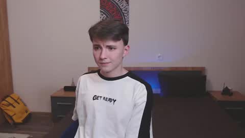 Snapshot of daniel_isaak chatting on 02/20/25, 06:46 Daniel Jerry online show from 02/20/25, 06:46