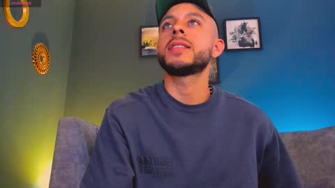 daniel_kingxxx online show from 03/28/26, 02:05