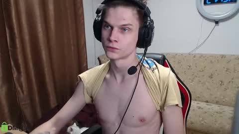 Snapshot of daniel_padalecki chatting on 02/11/25, 07:48 Daniel online show from 02/11/25, 07:48