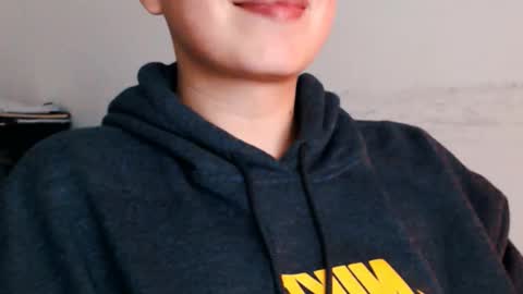 daniel_ruis16 online show from 12/28/24, 07:01