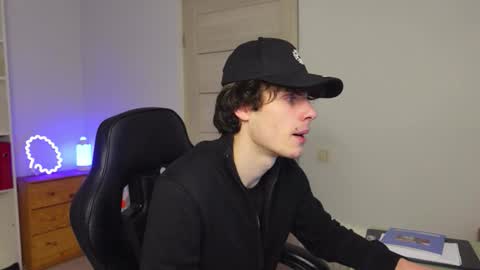 DANIEL SHAWN online show from 02/22/26, 06:06