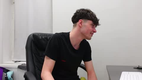 DANIEL SHAWN online show from 04/09/26, 10:26