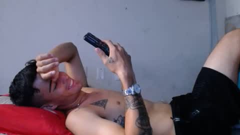 daniel_velez26 online show from 11/27/25, 06:54