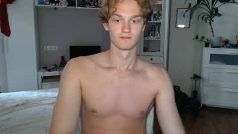 Snapshot of daniel_yumm chatting on 06/14/26, 11:23 Daniel online show from 06/14/26, 11:23