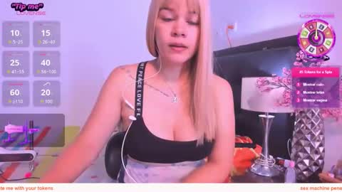 daniela online show from 04/25/26, 12:41