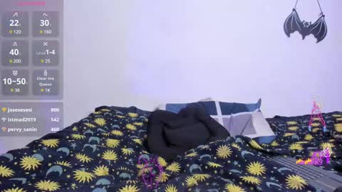 Daniela online show from 02/25/25, 12:14