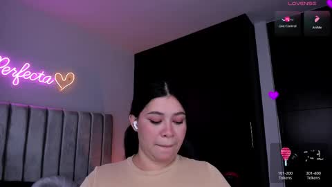 Snapshot of daniela_hornny chatting on 02/20/25, 02:40 dani h0rx online show from 02/20/25, 02:40