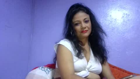 daniela_love1 online show from 02/22/26, 09:57