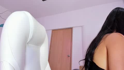 daniela_santanaa online show from 12/23/25, 03:04