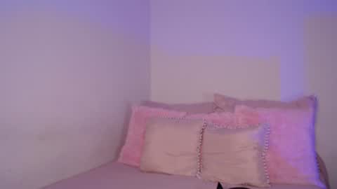 Lucia online show from 01/28/25, 05:14