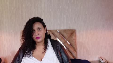 Daniela online show from 09/25/25, 07:50