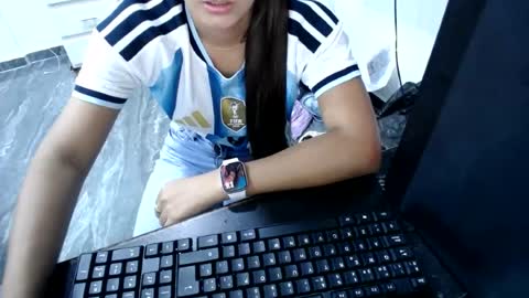 danielaa_foxx online show from 07/20/26, 12:14