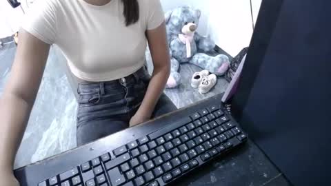 danielaa_foxx online show from 07/23/26, 01:58