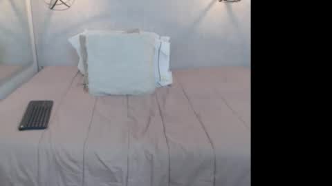 danielaambeer online show from 04/08/26, 08:20