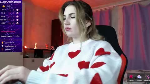 Snapshot of danielacooperx chatting on 02/16/25, 07:49 Daniela Cooper online show from 02/16/25, 07:49