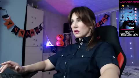 Snapshot of danielacooperx chatting on 11/02/25, 04:53 Daniela Cooper online show from 11/02/25, 04:53