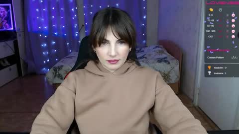 Snapshot of danielacooperx chatting on 11/17/25, 05:41 Daniela Cooper online show from 11/17/25, 05:41