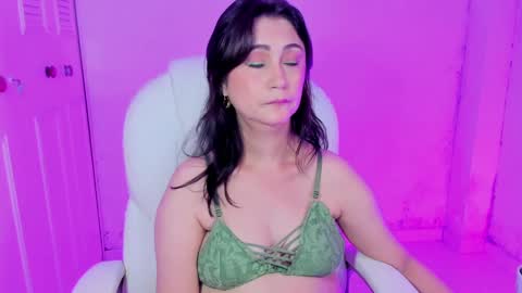 Daniela online show from 02/06/25, 10:48